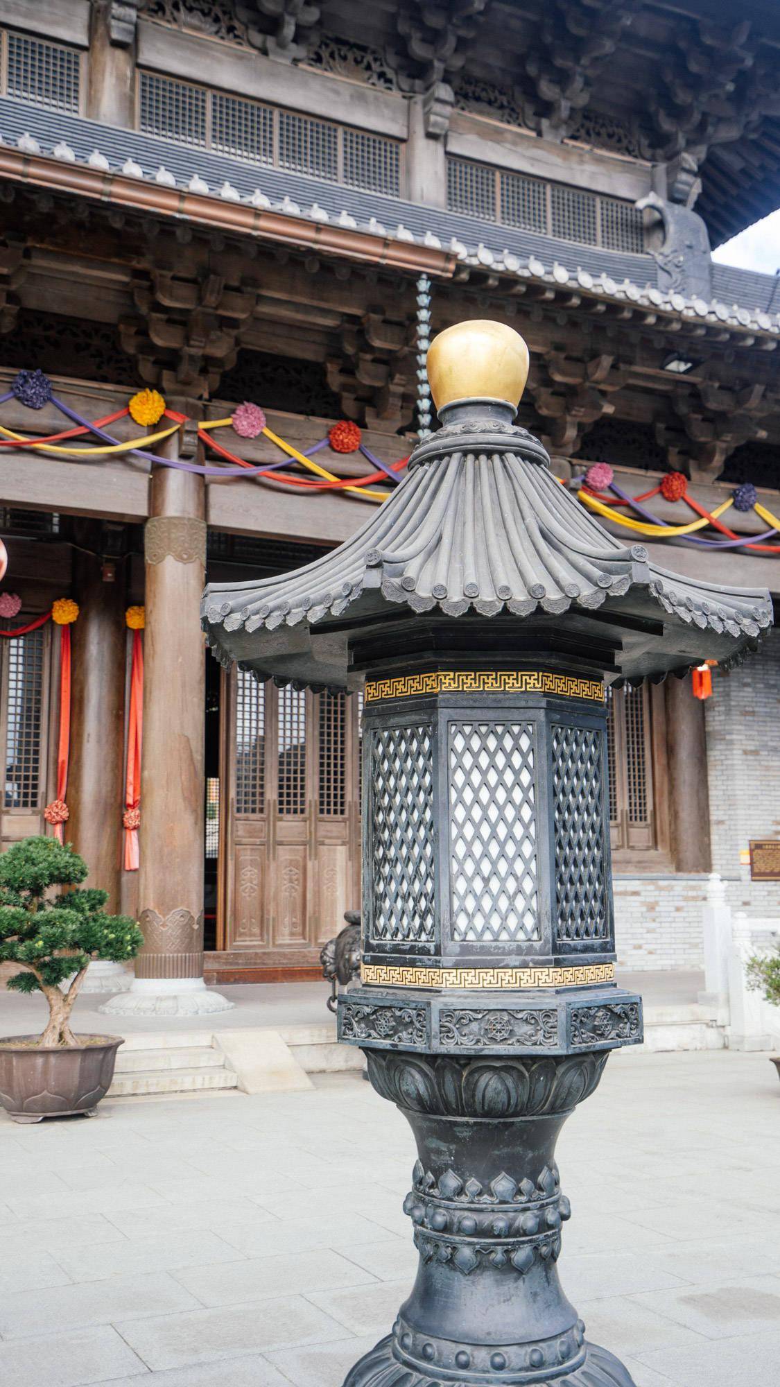 宁波雪窦寺晋代古刹值得一看