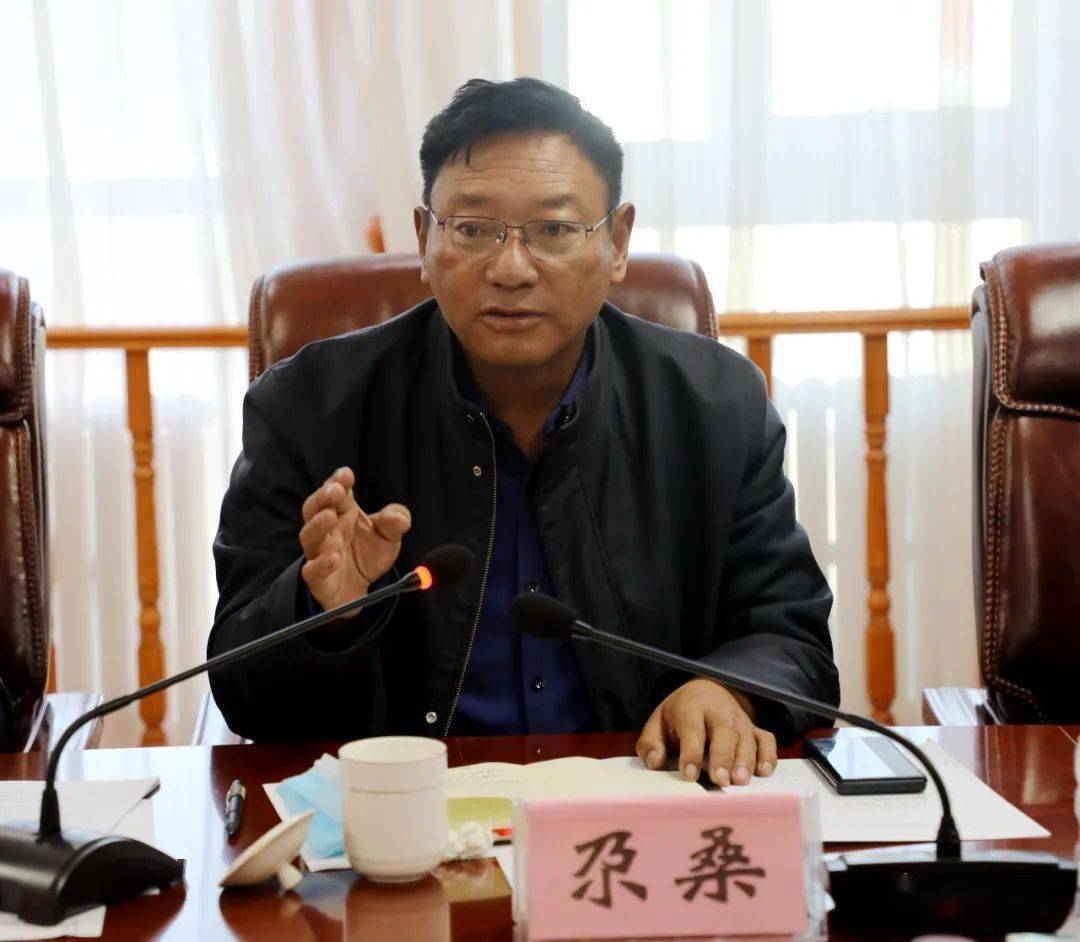 尕桑一行到玉树市调研指导农牧和乡村振兴工作