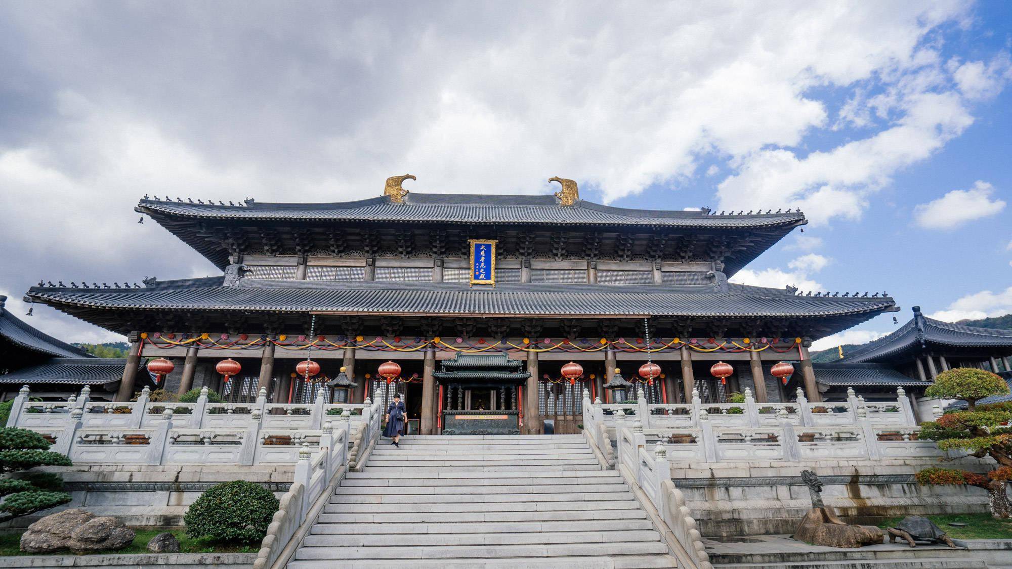 宁波雪窦寺晋代古刹值得一看