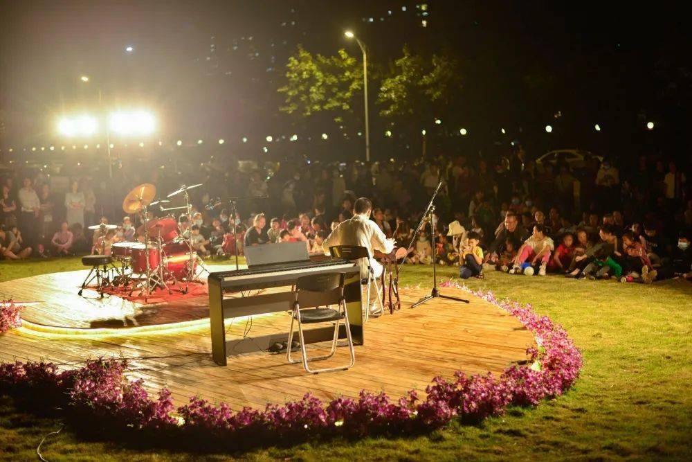 小伙伴们真棒这场草坪音乐汇太惊艳啦