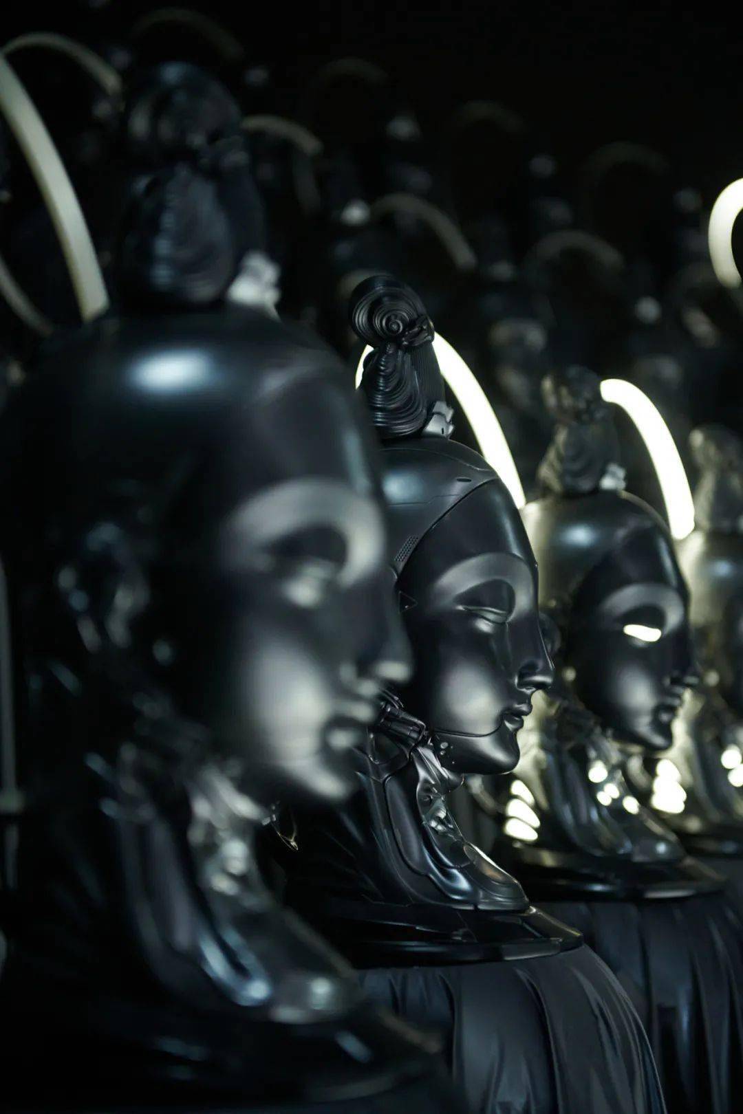 他用计算机造佛，花2年造100万蝴蝶：如果不玩游戏，就没有今天