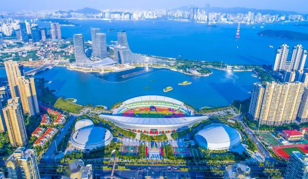 在产业升级精准招商民生事业社会治理等方面厦门六个区将持续发力抓