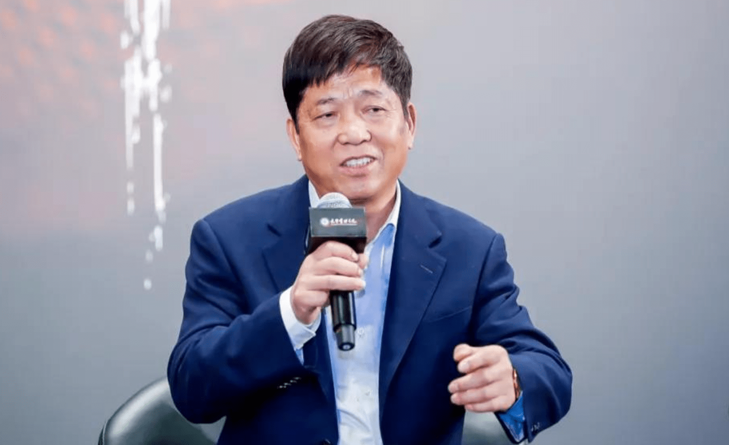 宁波海曙第一富豪:表面上是服装老板,却靠玩股票大赚百亿财富_李如成