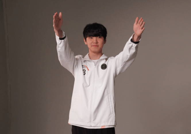 网友喊话chovy:还不来?_canyon