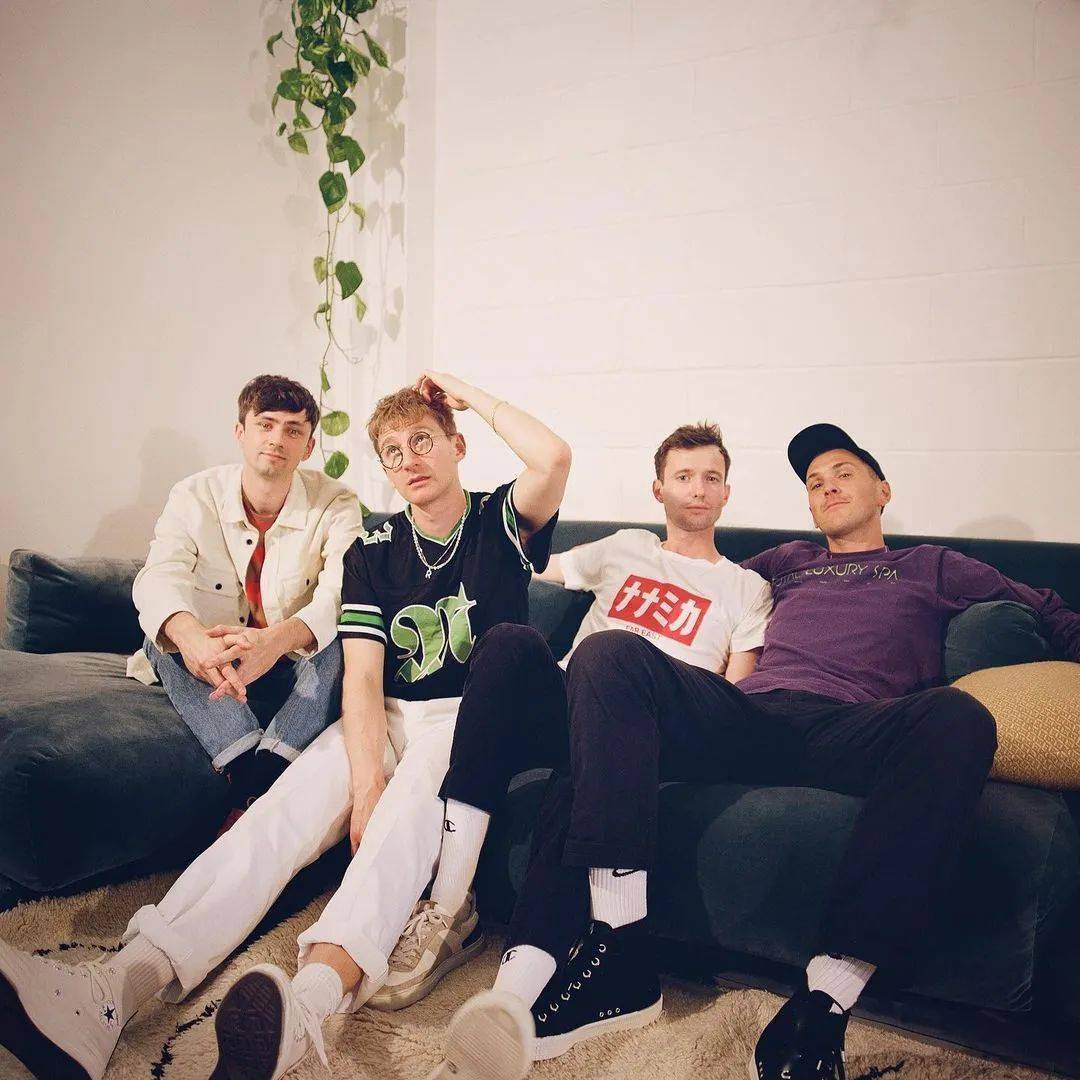 glass animals alone together series~ 想看四个帅哥一起发展友情的