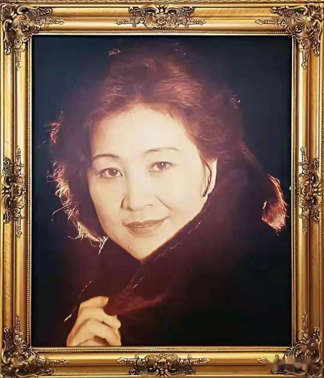 范曾在讣告中深情悼念爱妻楠莉,表示四十年来楠莉鼓励和支持其事业,不