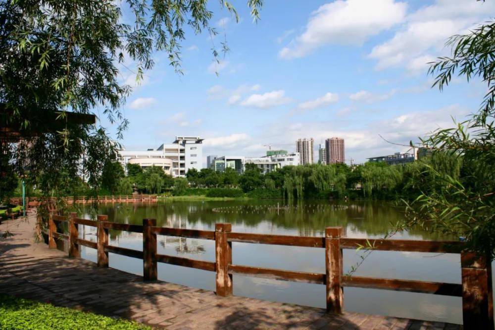 重庆文理学院获批为硕士学位授予单位