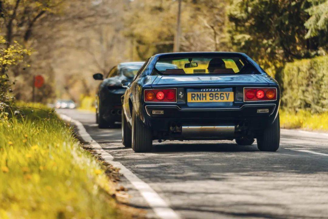 ferrari308gt4vsferrariroma