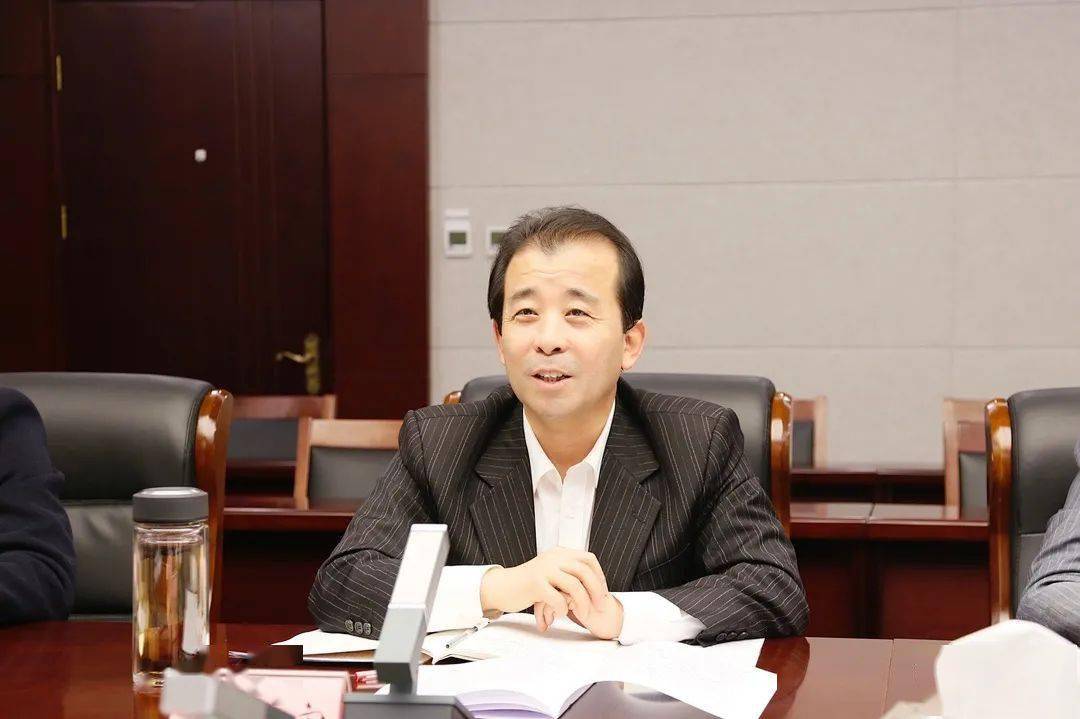 国家电网山西省电力公司董事长王政涛介绍电力系统支持乡村振兴工作