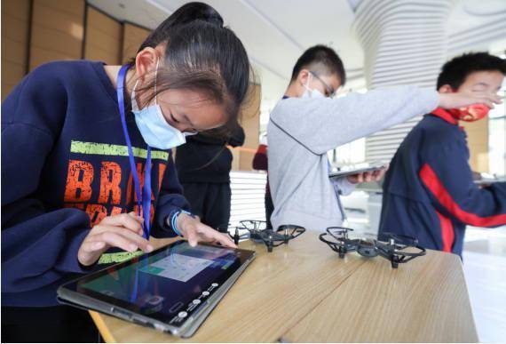 浙江湖州：智能普及大赛 丰富课余时光