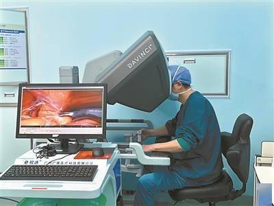 “达芬奇”为艾滋病患者成功换肾