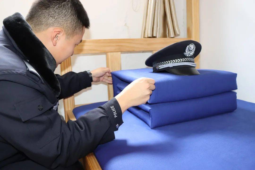 警校生 一分钟能做些什么?