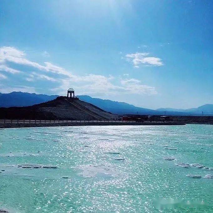 新疆盐湖城景区图片