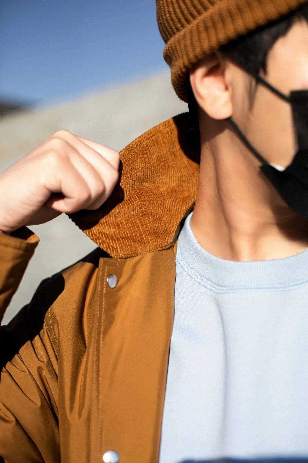 设计 破案了!早就怀疑 Jennie、权志龙穿的是同一个牌子!「新联名鞋」又是男女通吃!