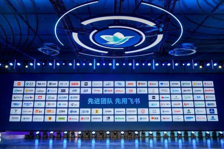 苹果将推出自助维修计划 / 8 家网盘将推出无差别速率产品 / 华为发布 Mate X2 典藏版