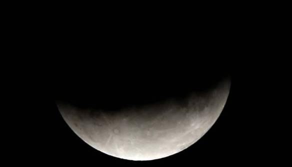 天狗食月天象11月19日即将上演 "血月"将震撼现身