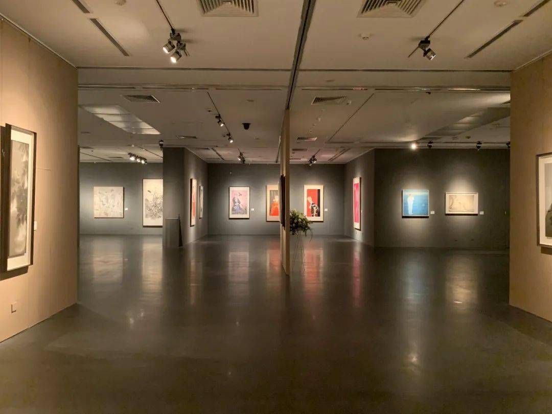 中国工笔画学会,北京画院承办单位:北京画院美术馆展览时间:2021年11