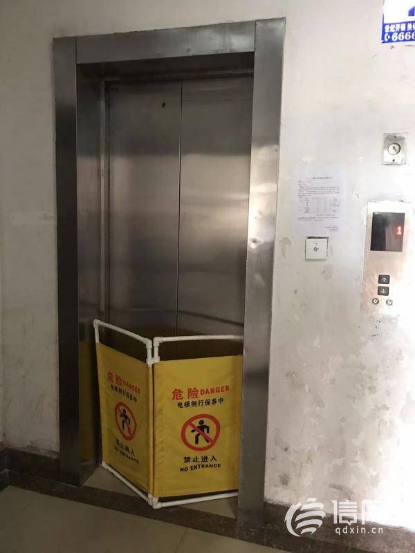 小区电梯老化频发故障想要彻底解决却有点难 维修