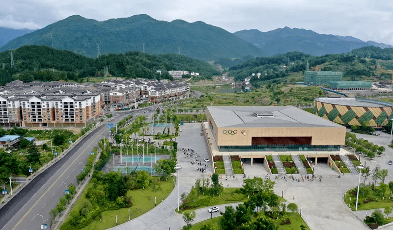 过去五年道真县城更靓了