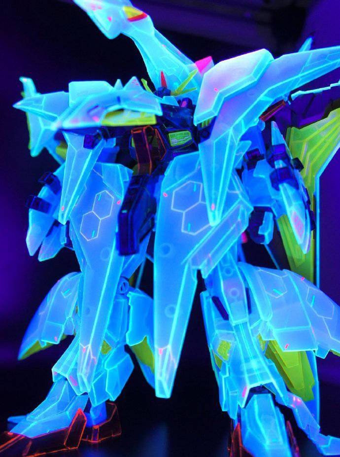 机动战士高达荧光漆涂装,佩涅罗佩高达模型