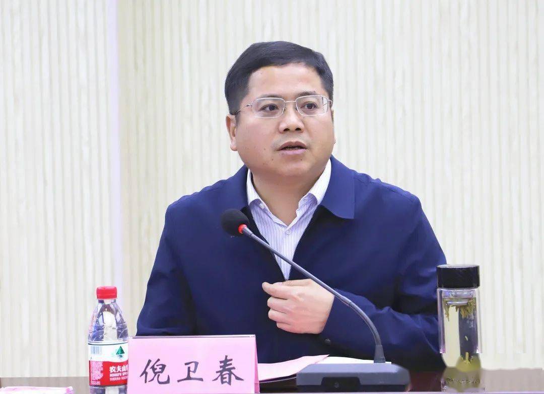 云江西分公司总经理陈青耕,腾讯公司腾讯云泛政生态业务副总经理袁川