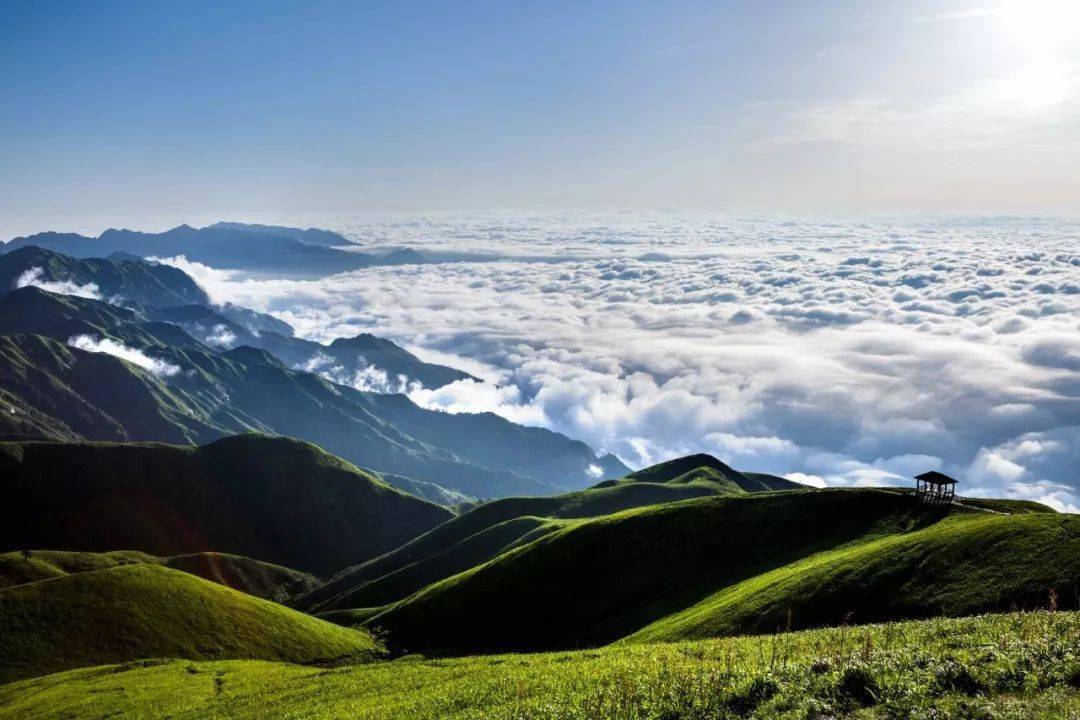 江西这个网红景点很火！但它究竟是三座山还是一座山？