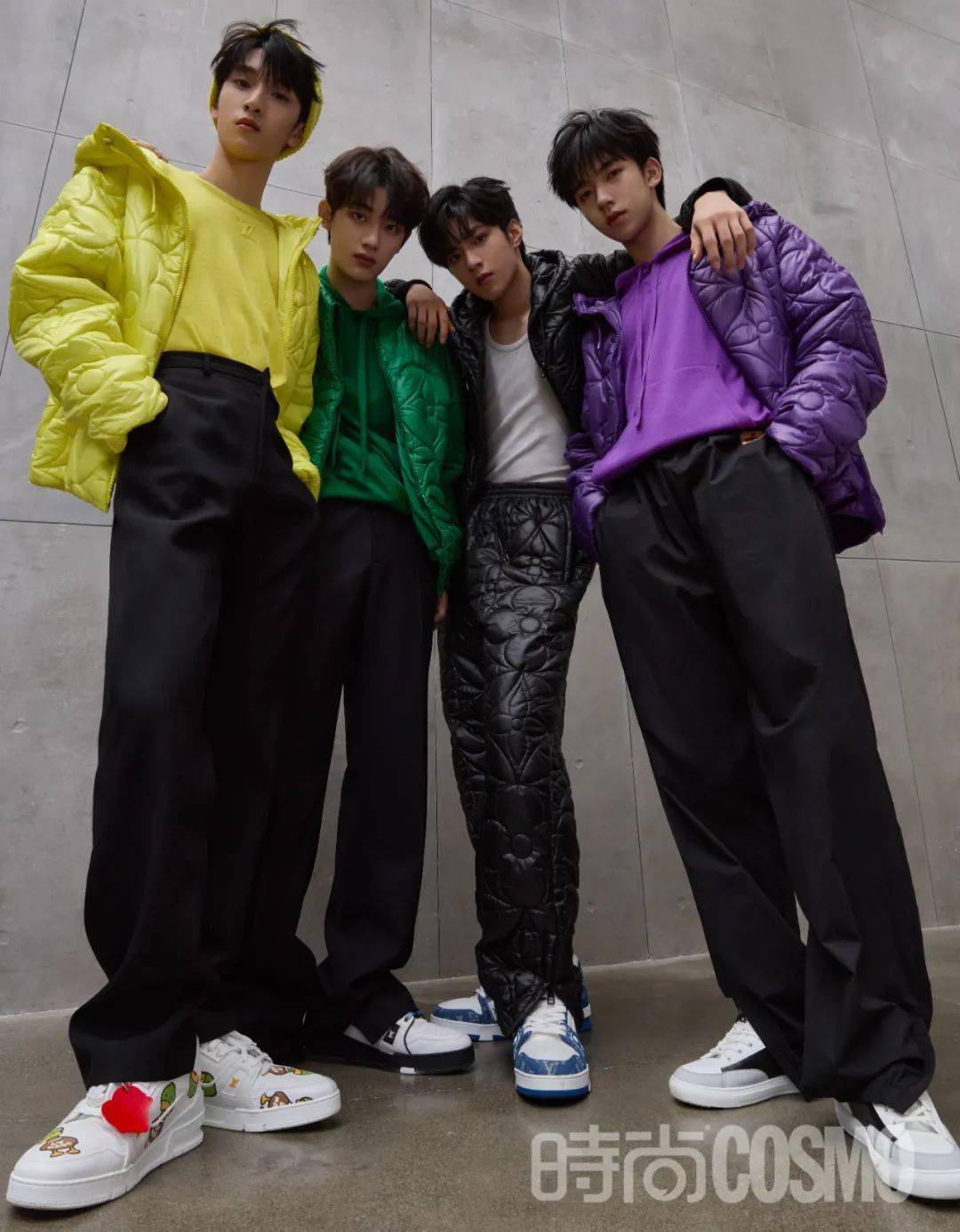 时代少年团从追光到发光