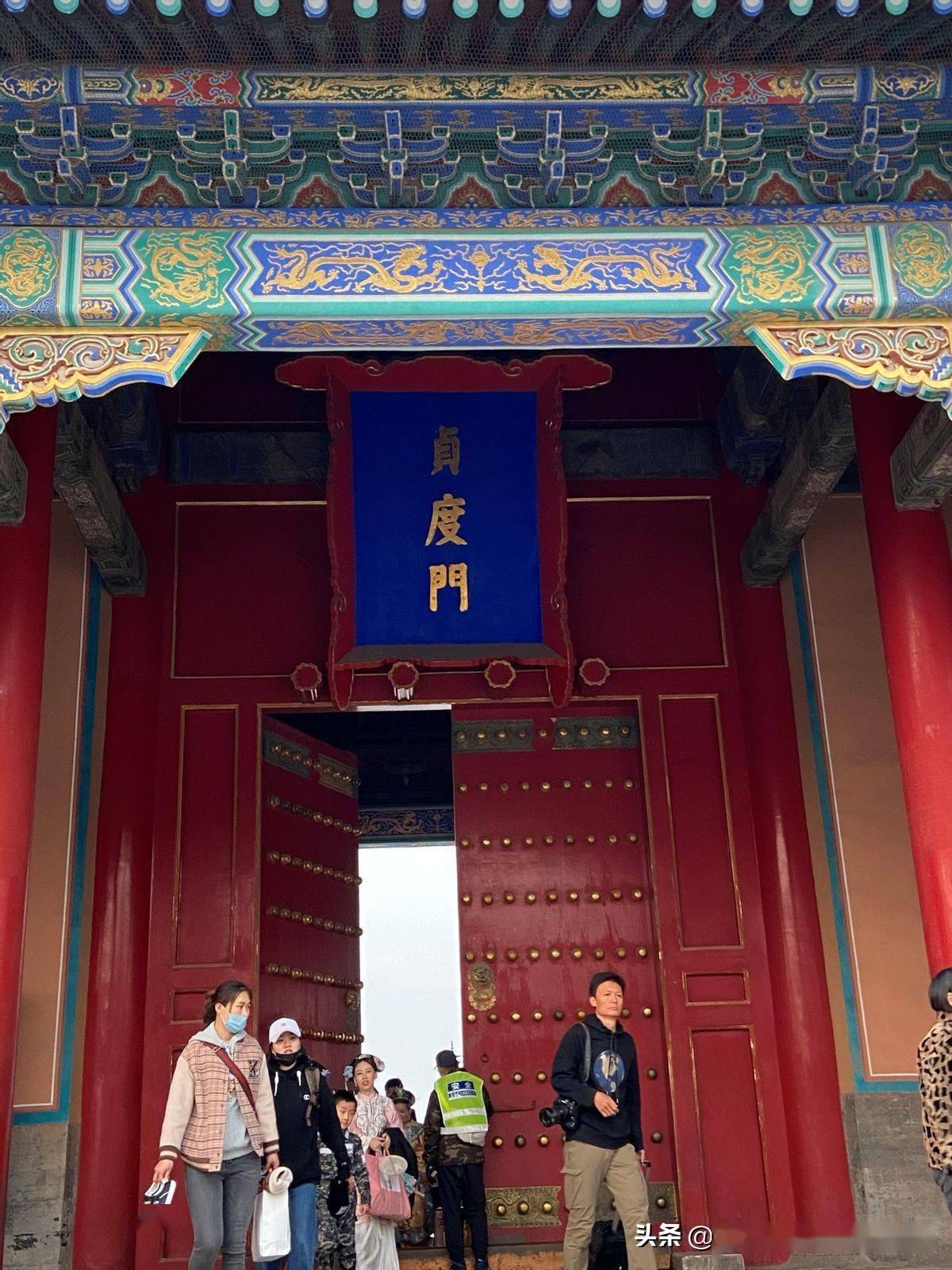 贞度门,太和门的侧门,是清场时从东华门出的游客需要走的出口