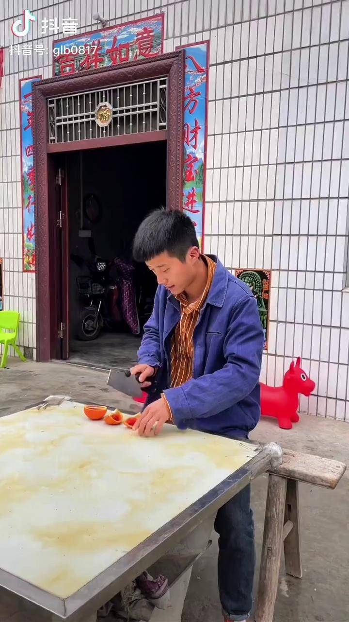 沙雕农村搞笑段子搞笑哎哟这个灾舅子我的甩尖子皮鞋啊