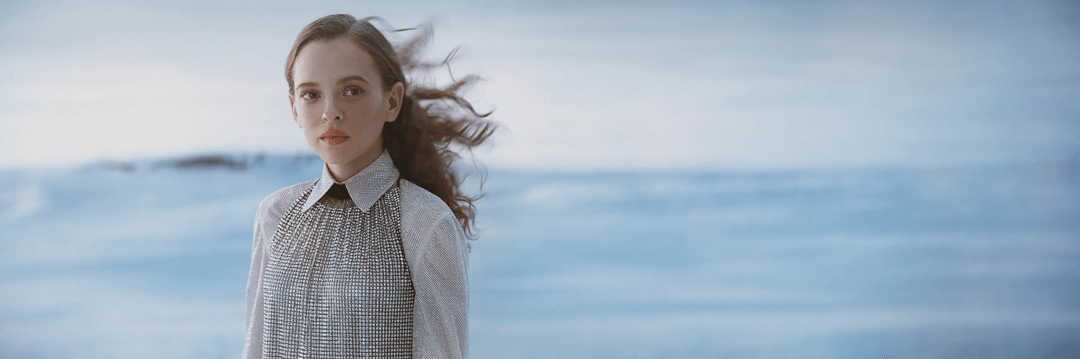 冬日 《女明星雪地穿搭攻略》连羽绒服都越来越“卷”了?