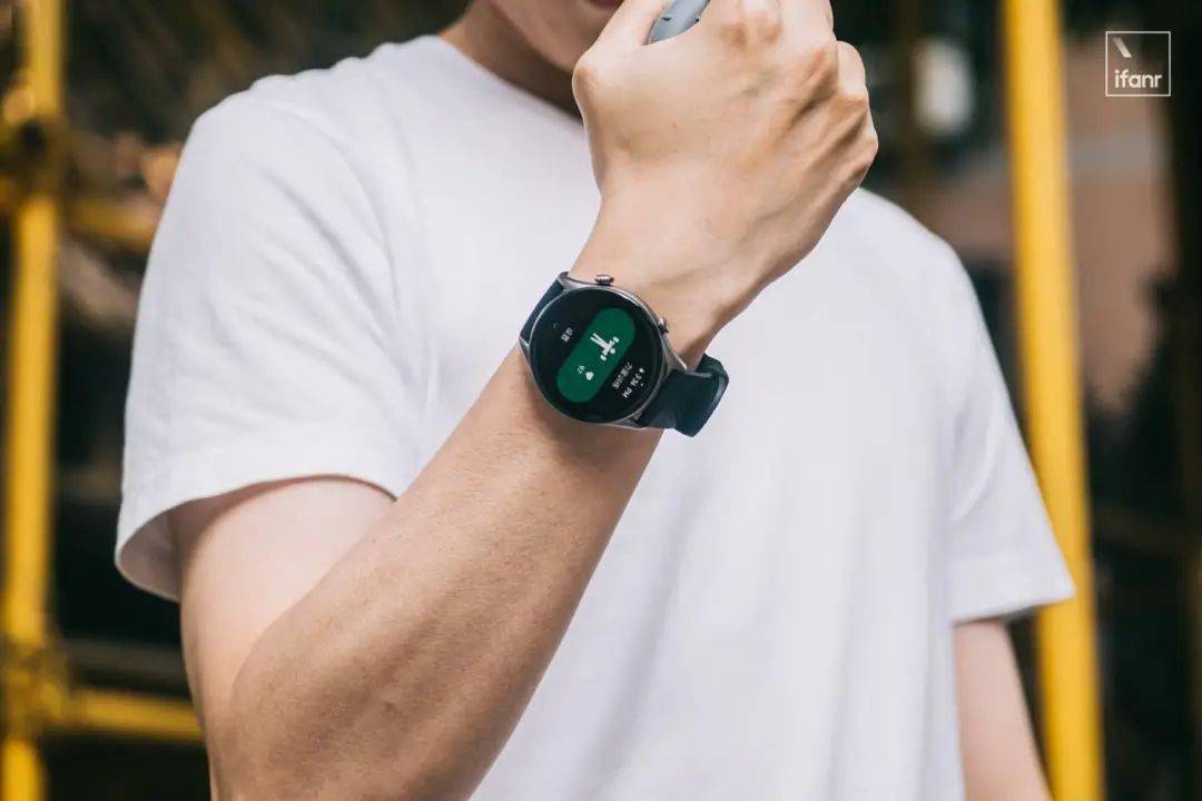 Amazfit GTR 3 Pro 体验：两周一充，千元售价，还新增了血压筛查