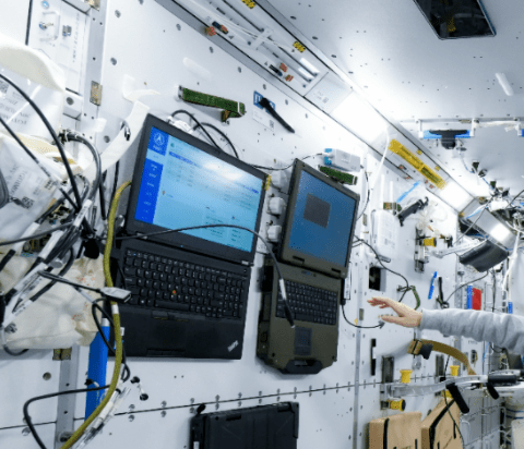 ?王亚平太空美图来啦！细节拉满→