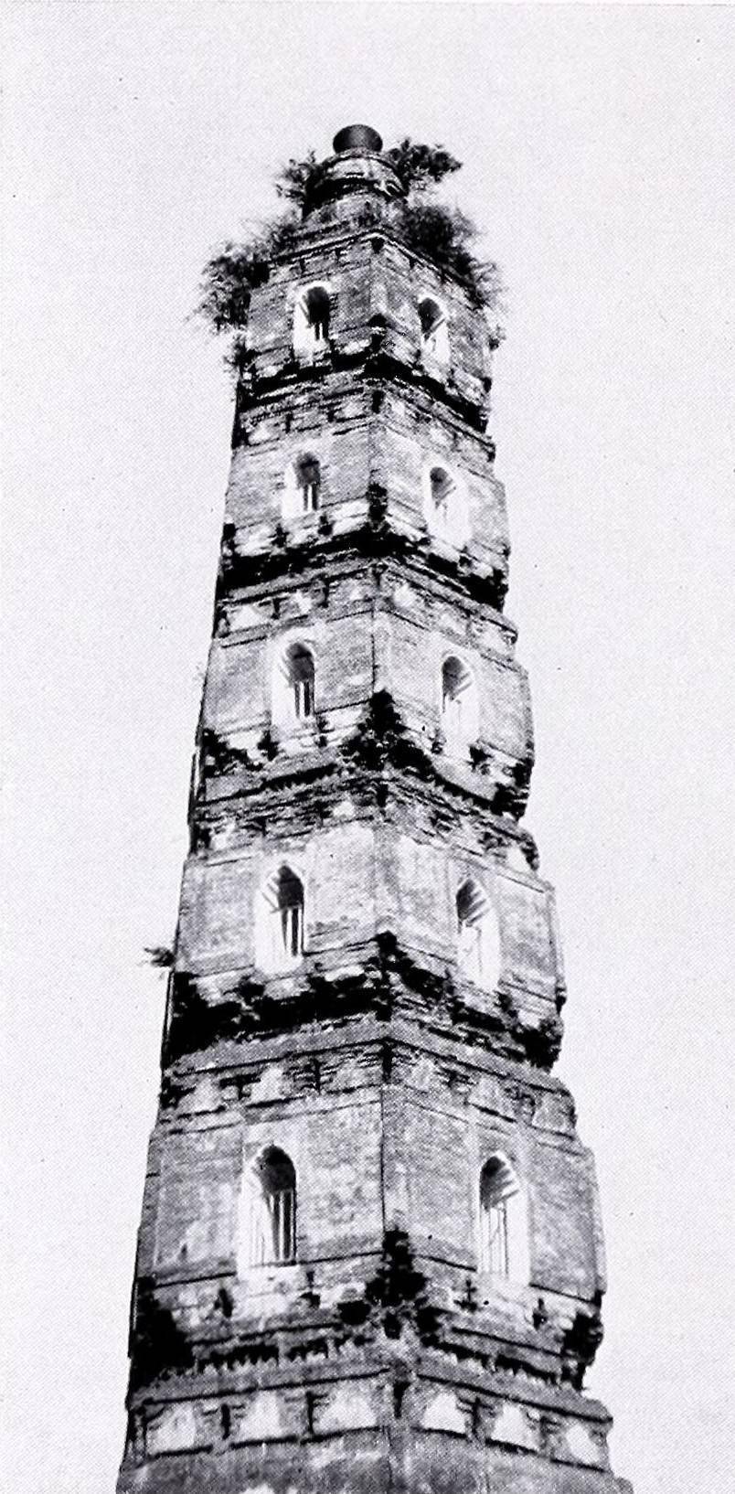 17,天封塔的细节照片,初期的唐塔被毁之后,至南宋年间重建,清嘉庆三年