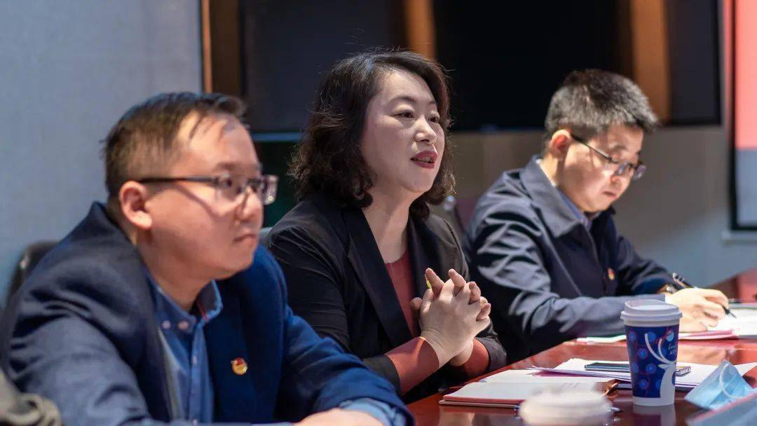 带领省,市,区,街道四级团干部,建邺区团代表,中建三局南京分公司团员