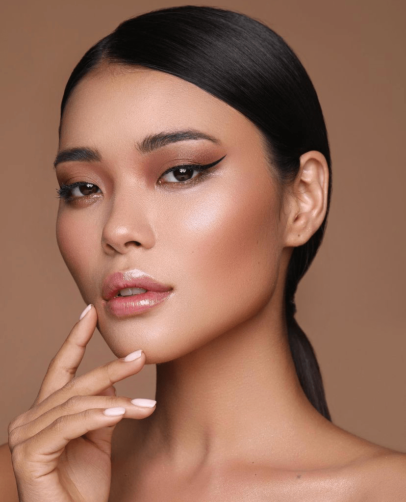 抬头纹开了是什么样 0a982e85692342af8b6bd5638f589c95.png