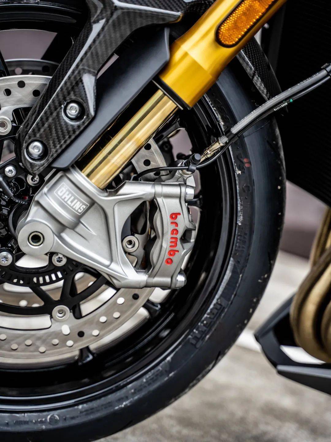 stylema卡鉗;-brembo mcs直推手泵,日清後剎泵;制動,輪組-競技騎行