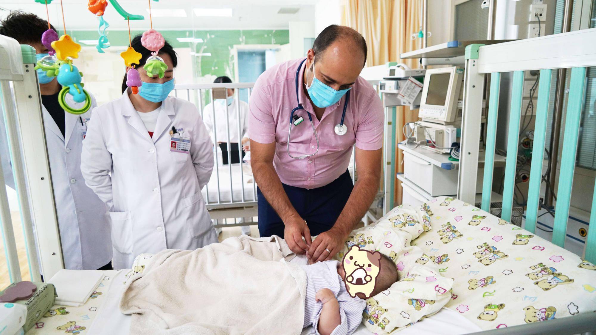 手术|天津泰心医院中外医者助“法四”患儿迎“新生”