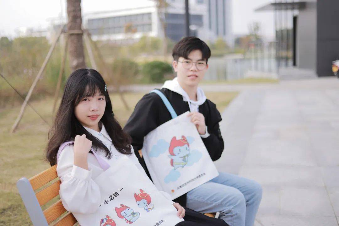 带回家文创产品|“布”同“帆”响，小芯团文创产品等你带回家！