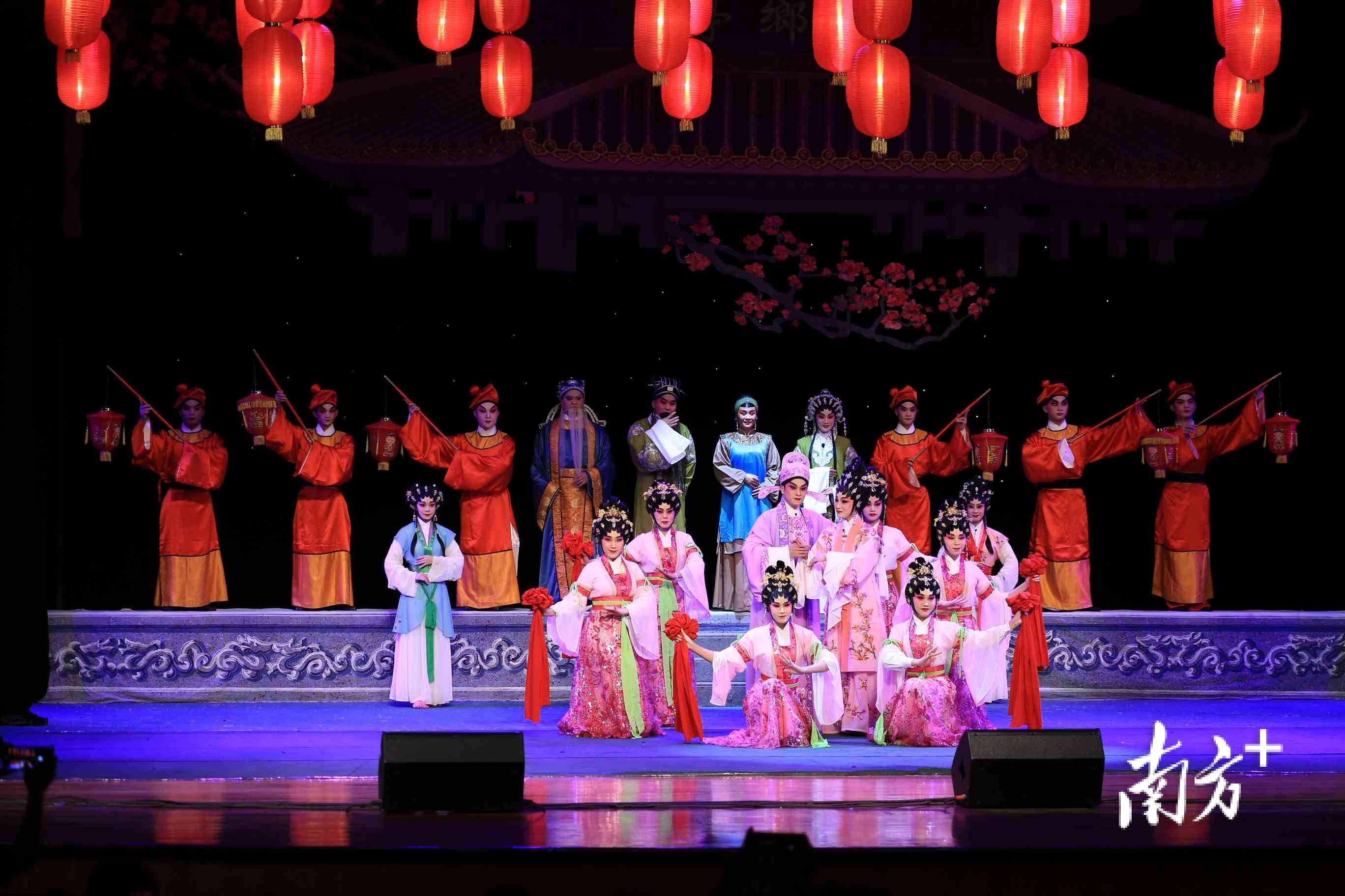 平均年龄25岁,年演出280场!高州有支粤剧生力军