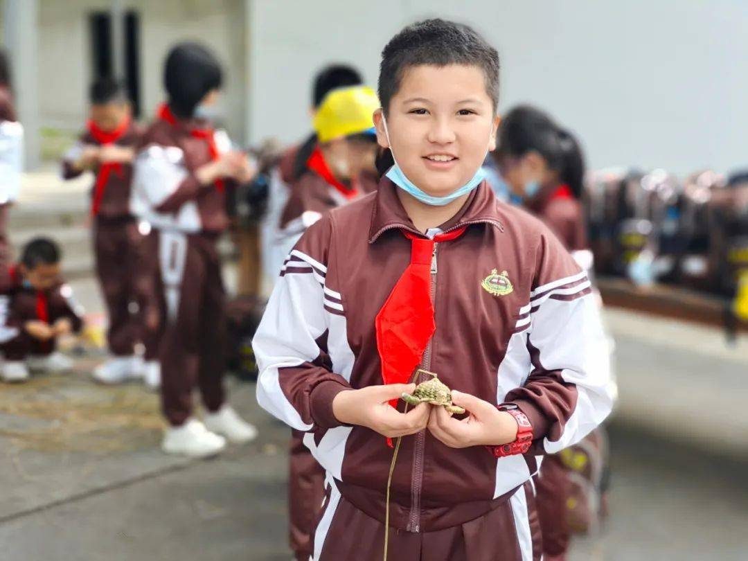 东华小学四年级陈福滔