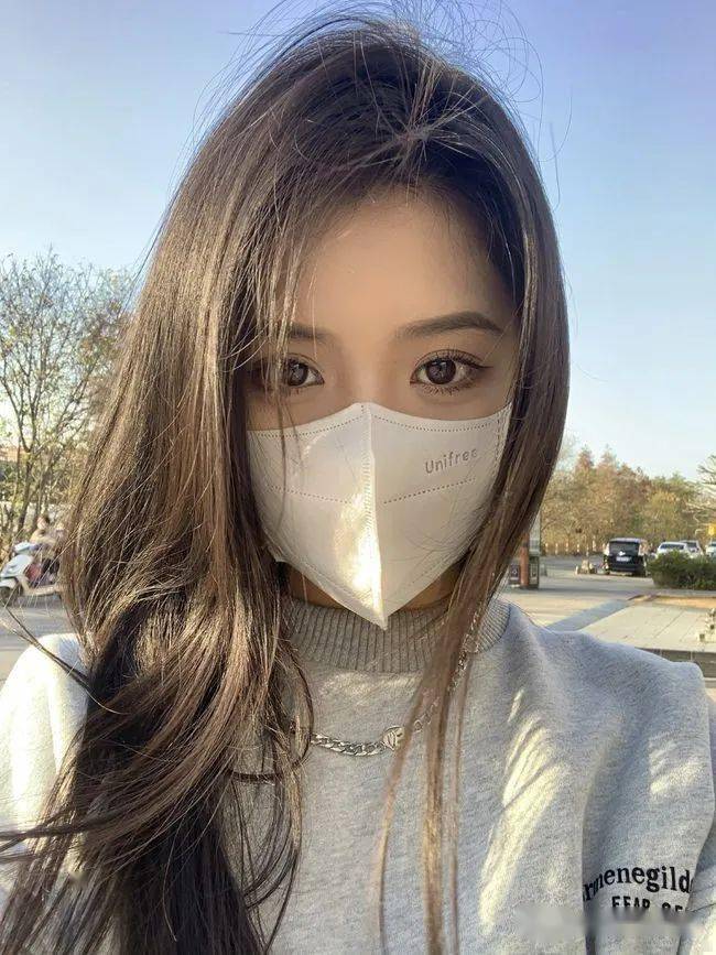 月:1989生肖:蛇身高:155体重:44身体状况:健康毕业院校:临沂大学学历