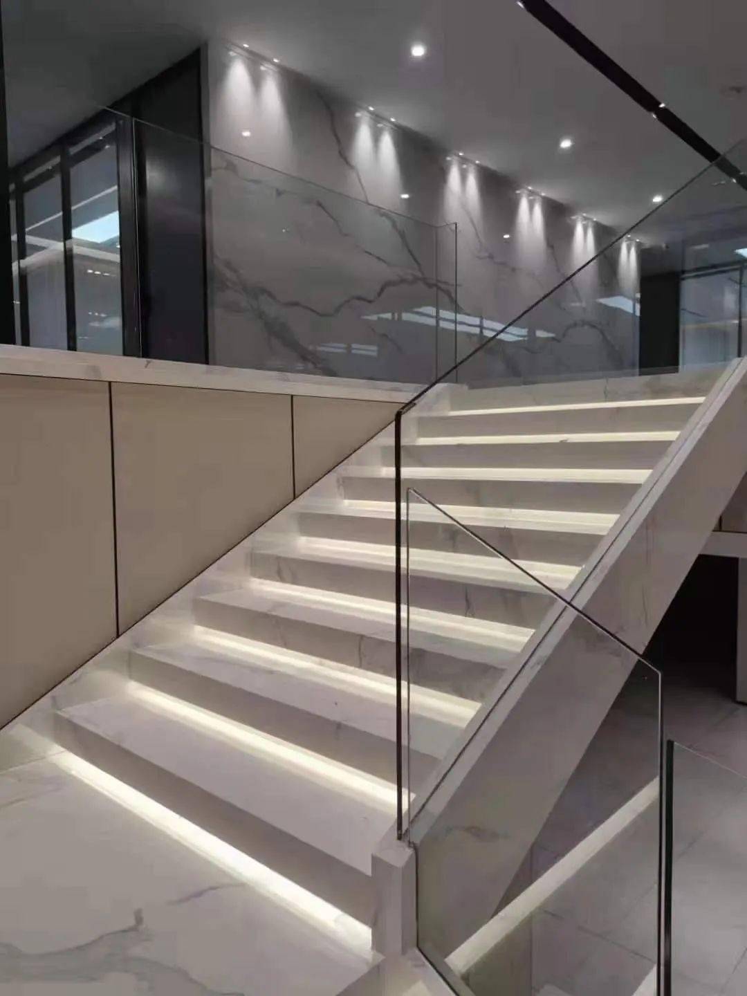 岩板楼梯踏步适合哪些做法