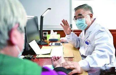 怎样才算医学教授 0ee8f355a483423d89ca3e373878479b.jpeg