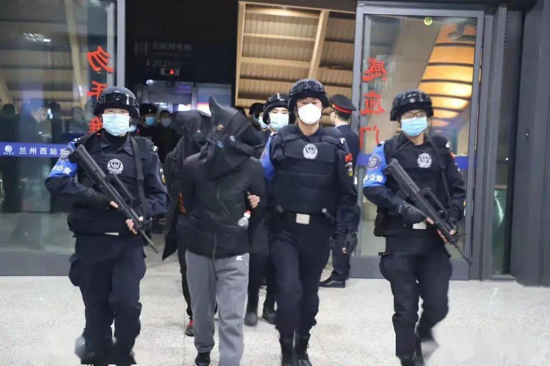 康乐公安破获一起特大非法收购,运输,销售假烟案_康乐县_涉案_案件