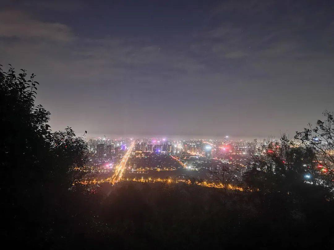 合肥夜景大蜀山图片