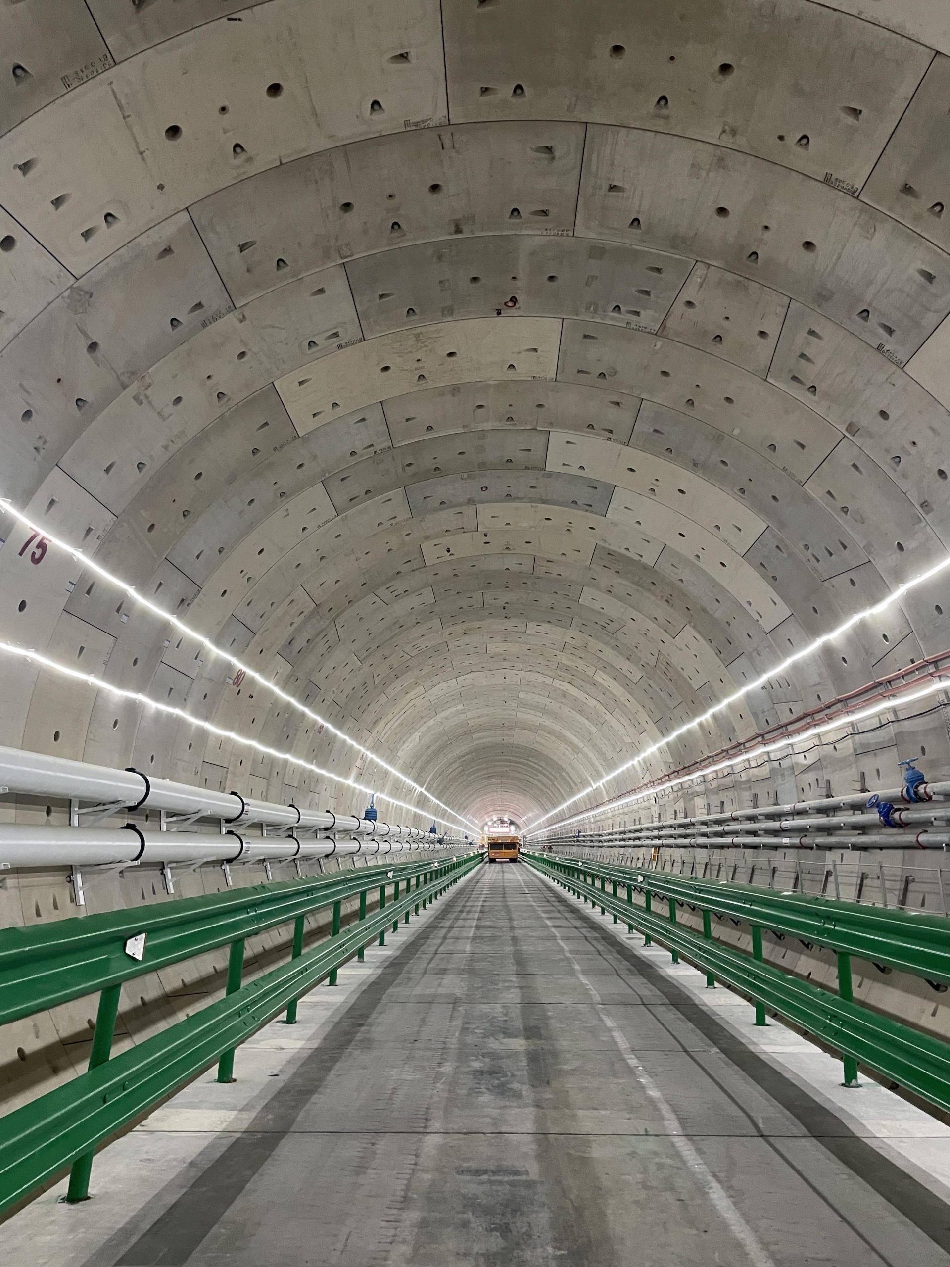 漳州港隧道图片