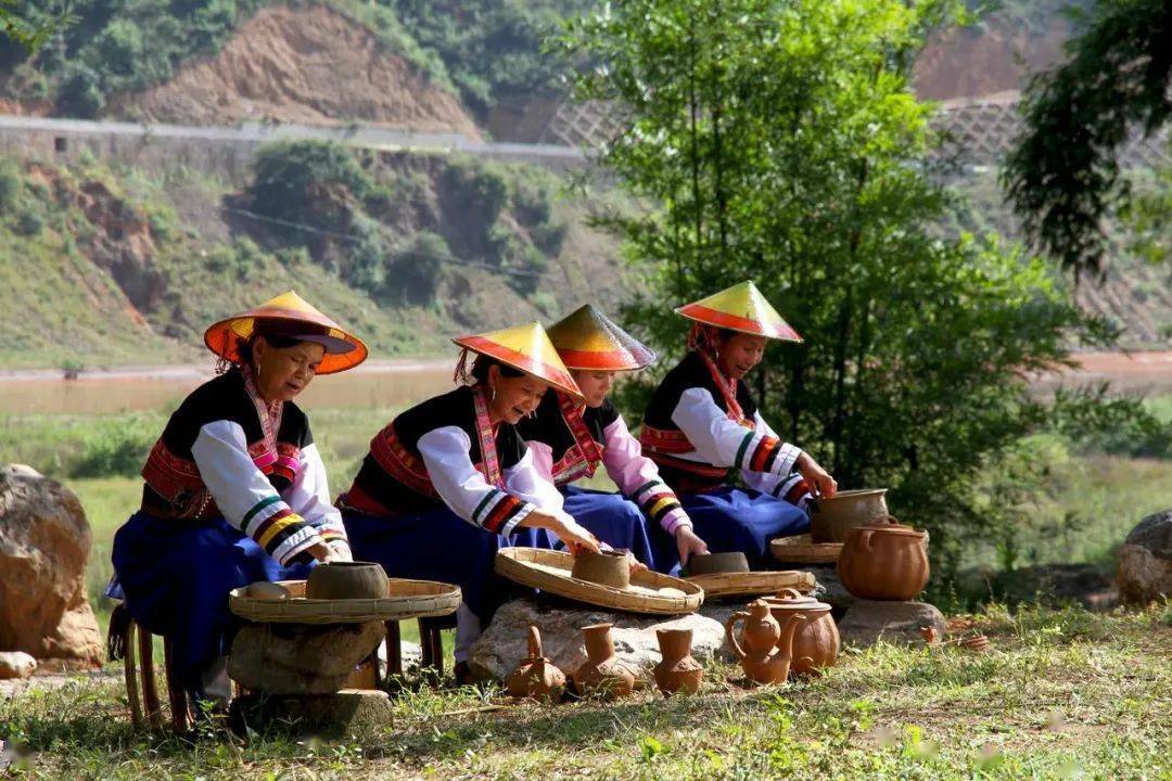 新闻|什么是哀牢山？｜草地·新闻地理