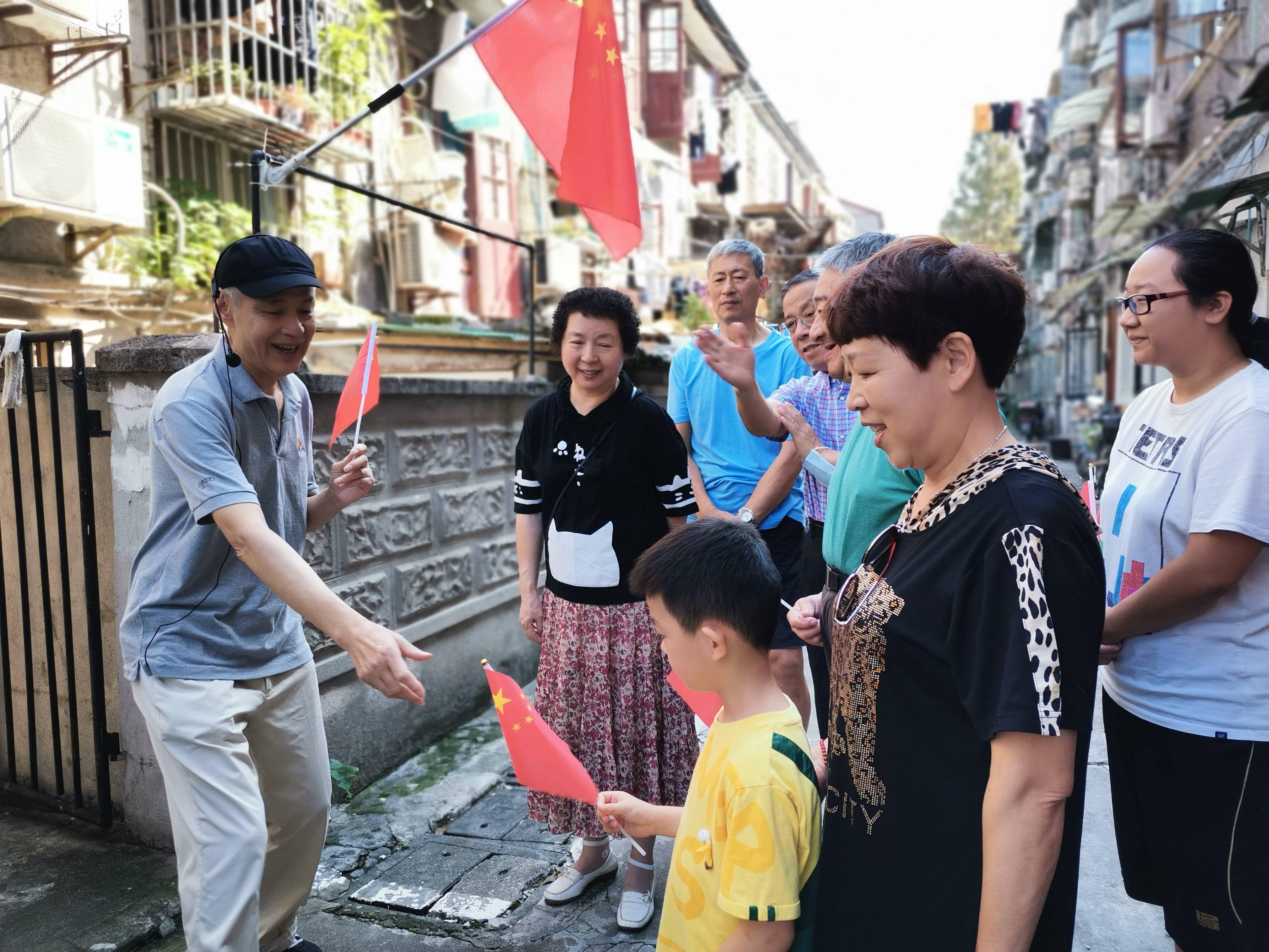 居民|多伦共生｜“老土地”说：我与多伦路共生的七十年