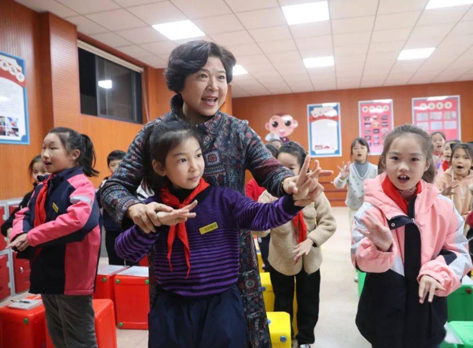 全国小学排行榜_全国中小学寒假排行榜出炉,江苏省最少,南方这个省份竟放2个月