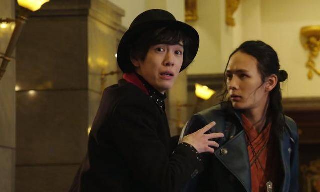假面骑士圣刃远古之龙帅气登场飞羽真失控暴走王剑回归